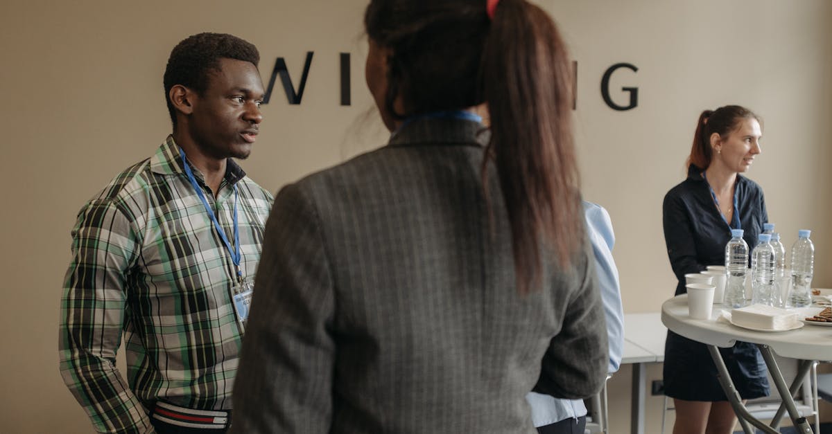 实名微信号批发：聚星平台开户网站