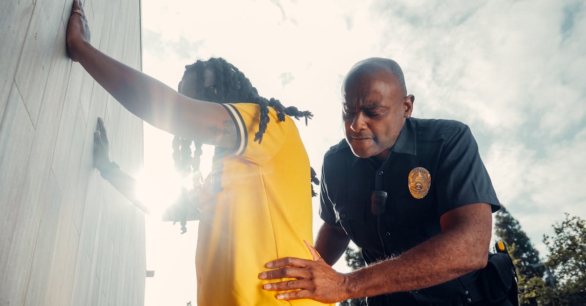 短信轰炸源码实名账号：喵屋app详情下载教程