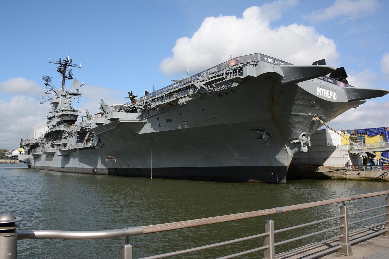 方盒绿大熊猫：招标代理平台选用招标平台